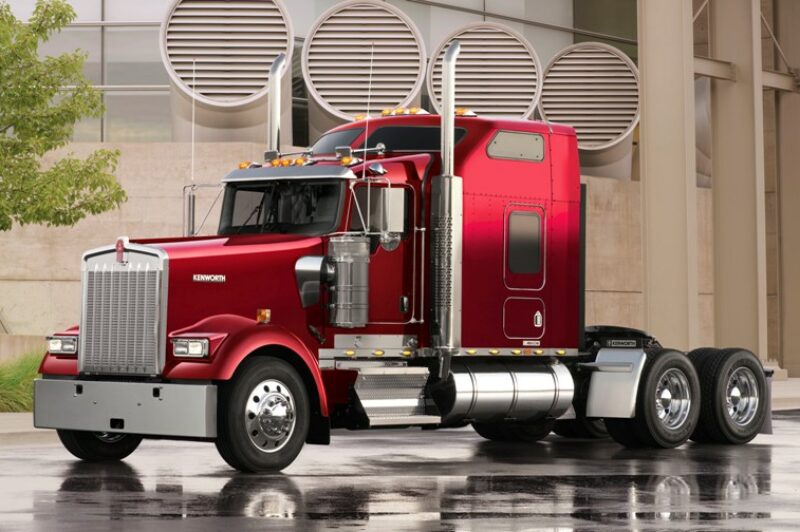 Kenworth Class 8 customers are being offered a new package combining maintenance and warranty.