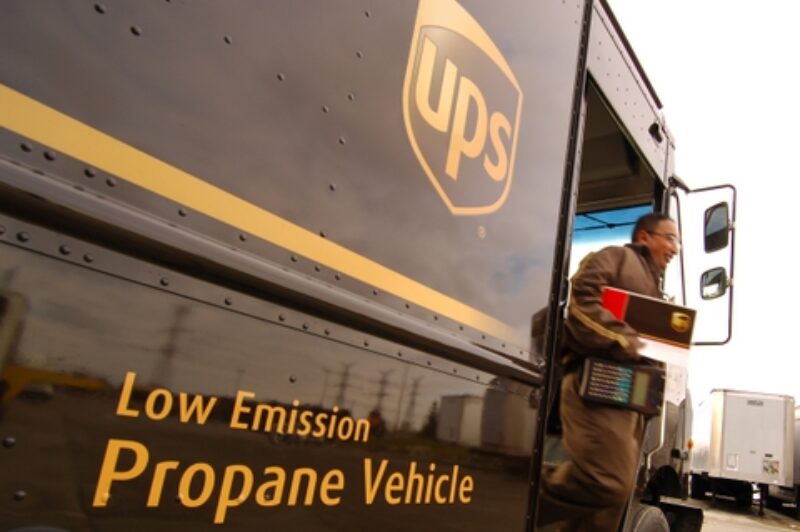 UPS Canada is adding 139 new propane delivery trucks to its fleet (pictured above). These vehicles will be deployed primarily in Quebec, Ontario and Alberta and join nearly 600 propane trucks already operating in Canada.