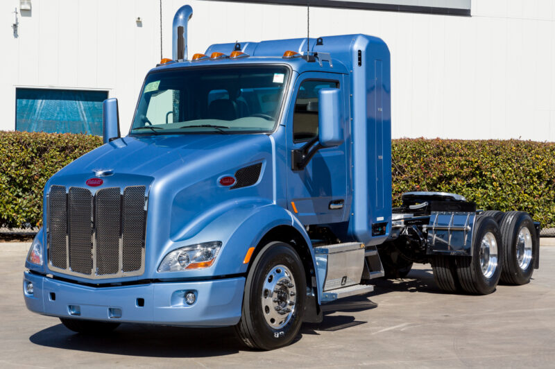 Peterbilt offering ISX12 G with UltraShift Plus transmission article image