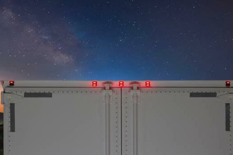 TSEI sheds light on use of supplementary trailer lighting article image