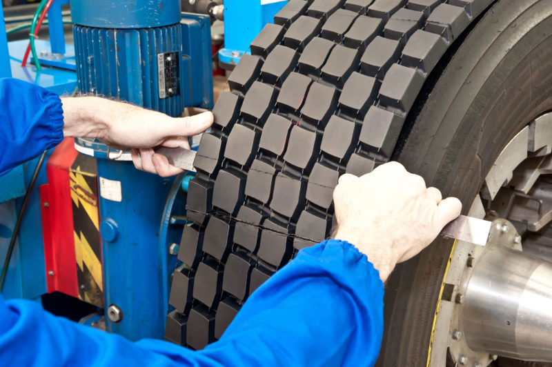 Tips on managing retreaded tires article image