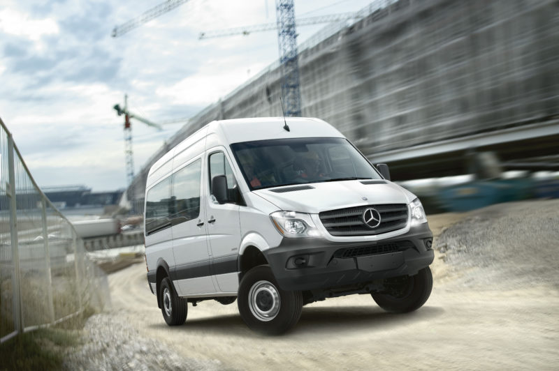 Mercedes-Benz debuts 4x4 Sprinter, crosswind assist article image