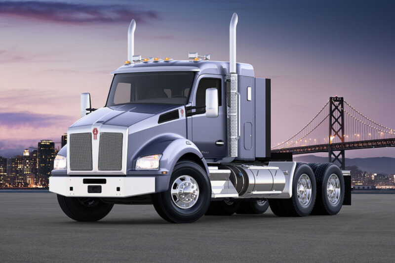 Kenworth’s 40-inch sleeper available for order article image