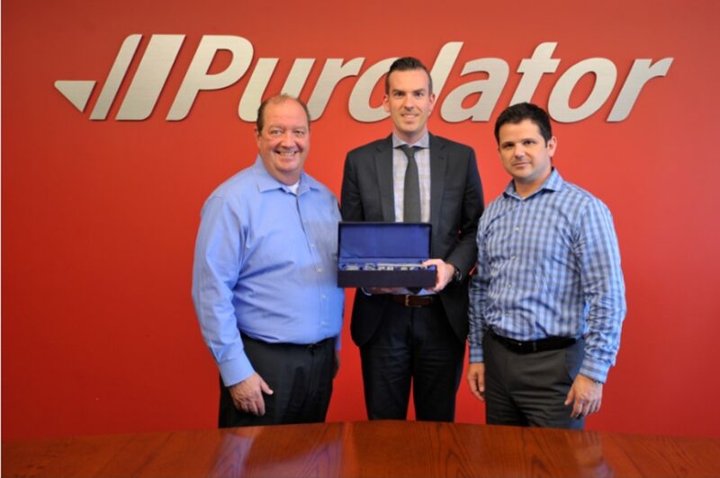 Purolator names 2015 Carriers of the Year article image