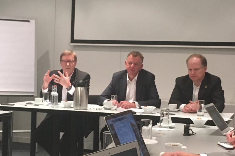 VW shows interest in majority Navistar stake article image