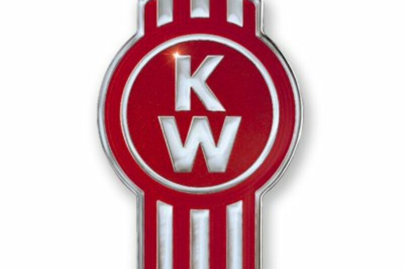 Pair of Canadian dealerships named to Kenworth Dealer Council article image