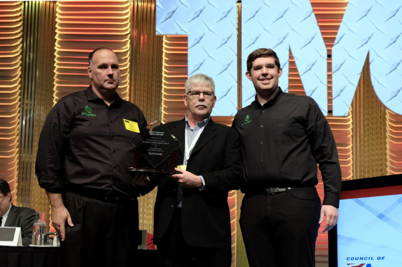 Hyliion HE drive axle wins Technical Achievement Award article image