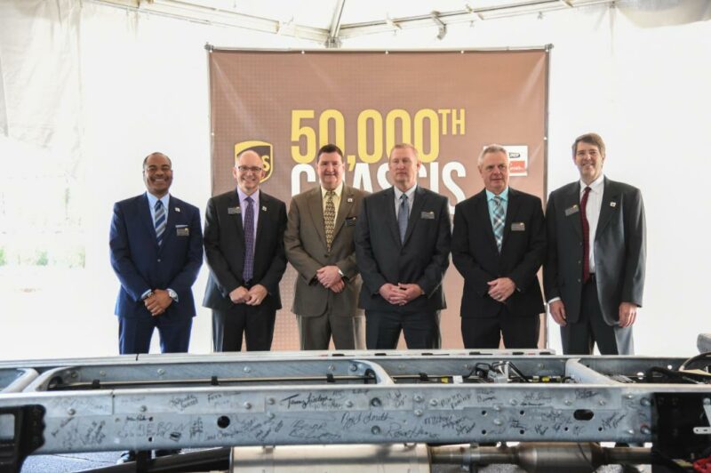 Freightliner Custom Chassis celebrates milestone with UPS article image