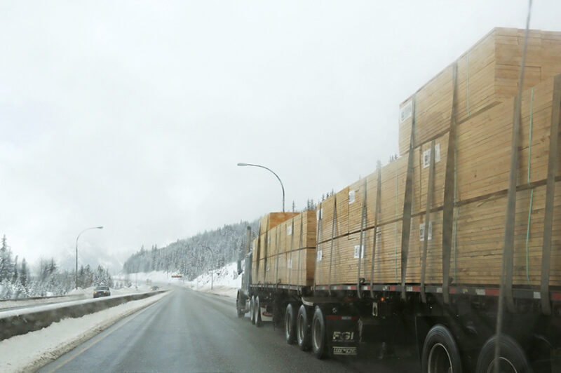 B.C. aims to increase road safety with left lane ban, stricter chain up enforcement article image