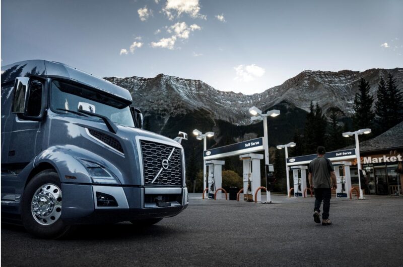 Volvo Trucks expands over-the-air offerings article image