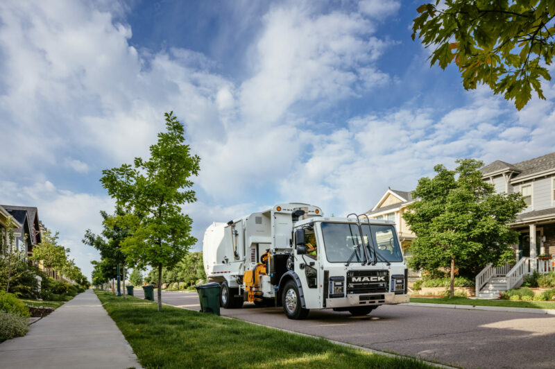 Mack offers video option, explores electrification article image