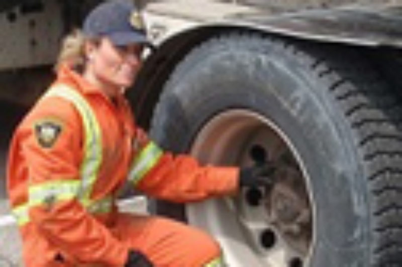 Here's $240K to Attract Women into Trucking: Feds article image