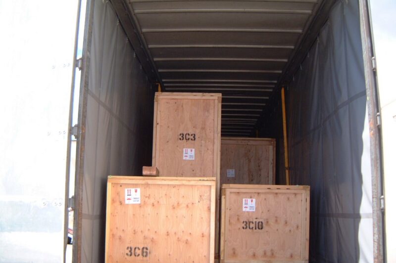 Freight movement by truck and pipeline up in November 2014 article image