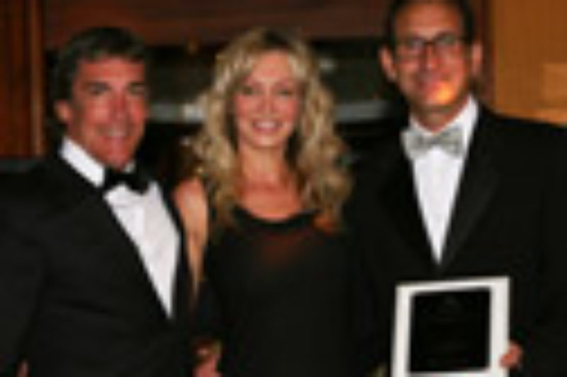 Mitsubishi Fuso Highlights 2011 Dealer of the Year Recipients article image