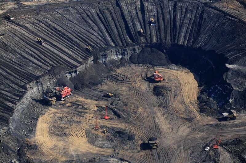 Analyst predicts impact of cheap oil: less cargo, lower rates article image