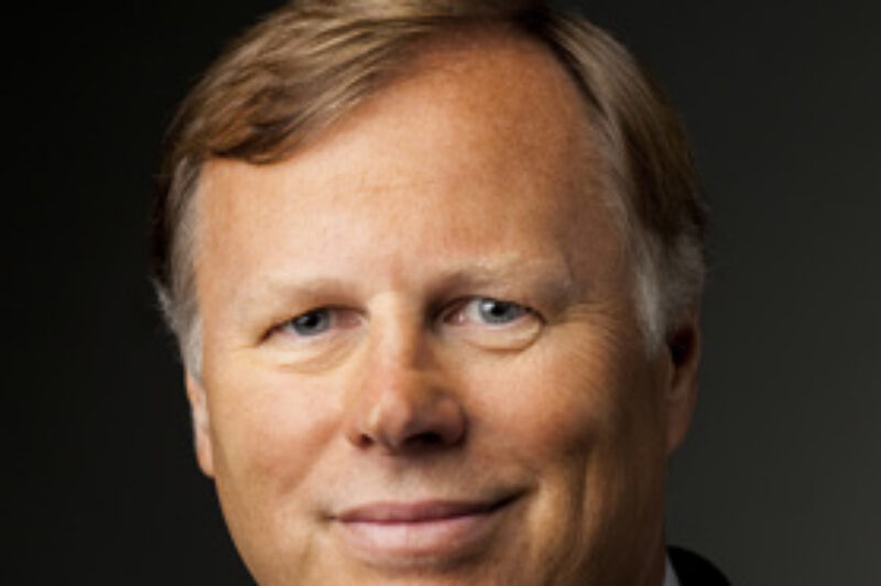 Mack projects 250,000-truck market, bigger vocational share article image