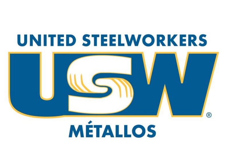 United Steelworkers join in call to give truck drivers washroom access article image