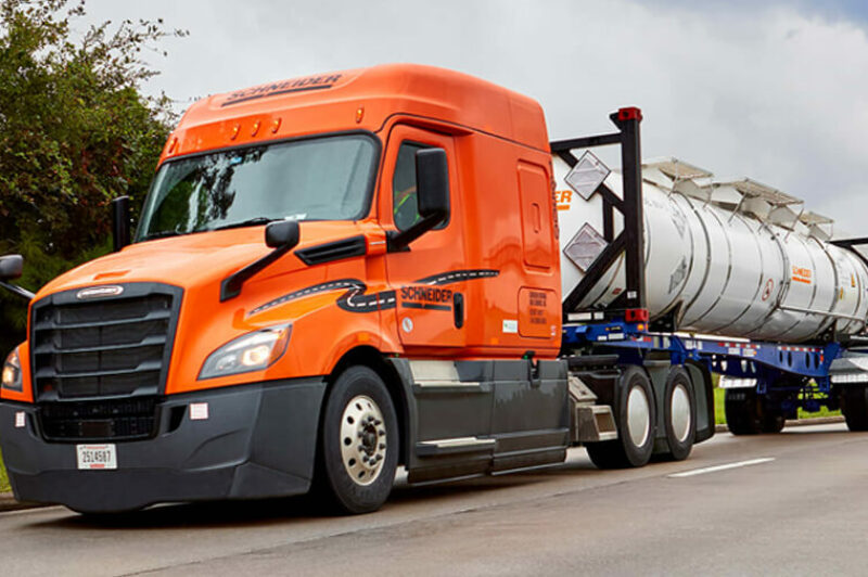Schneider brings Bulk Express Intermodal services to Canada article image
