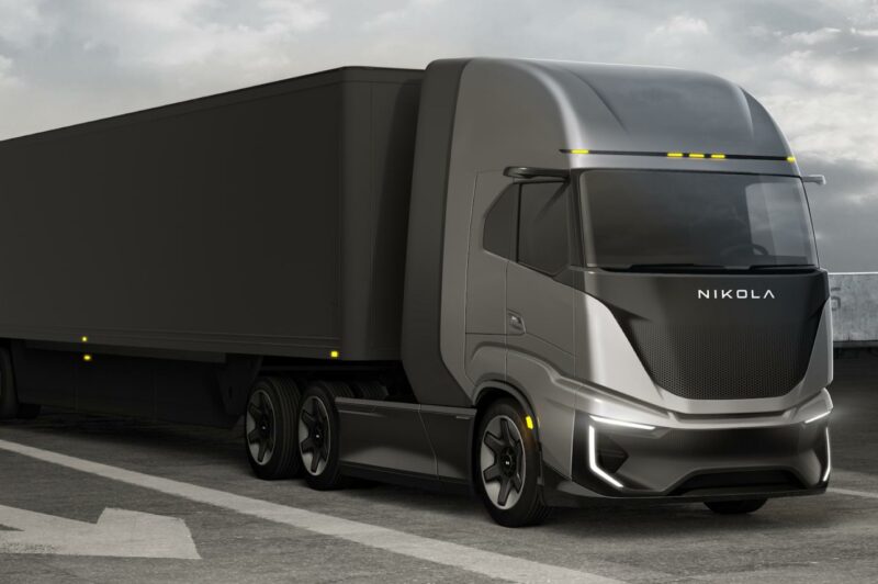 Nikola looks to settle with SEC, pursue founder article image
