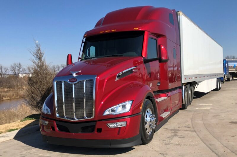 Test Drive: Peterbilt's New Model 579 Ultraloft article image