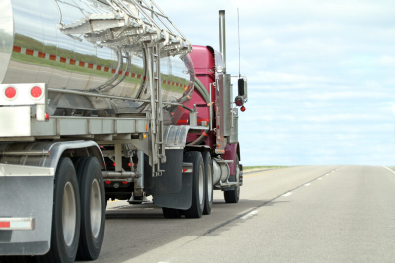 Agropur to outsource milk hauling in Quebec, Nova Scotia article image