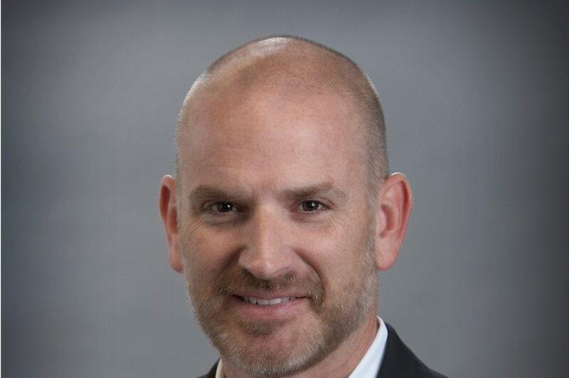 DTNA appoints Kuebler as VP, on-highway sales article image