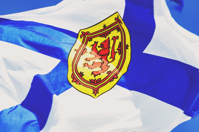 Traffic resumes across N.S./N.B. border article image