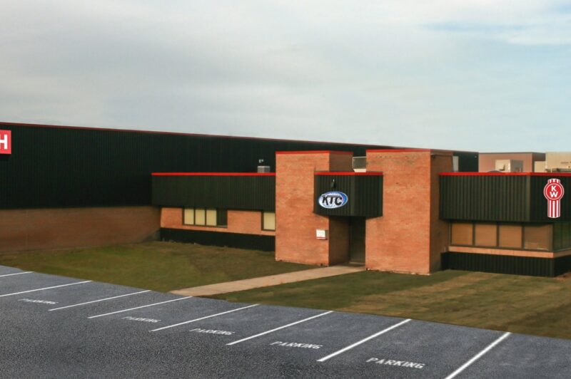 Kenworth Truck Centres opens second Mississauga dealership article image