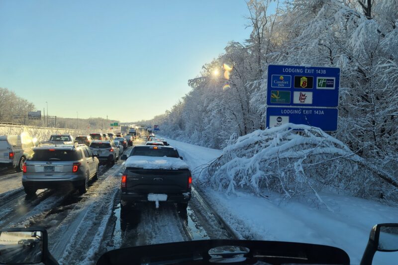 Vehicles stuck on I-95