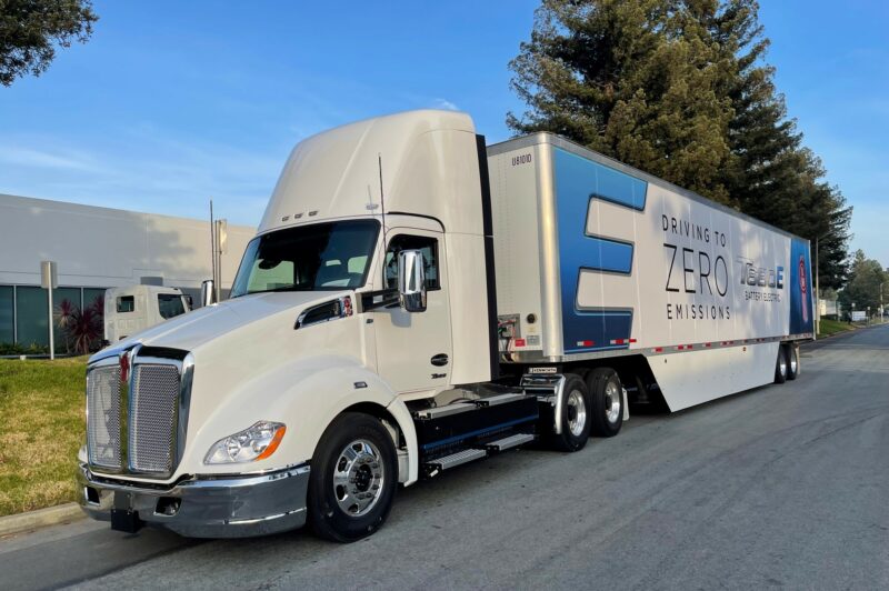 Test Drive: Kenworth showcases its zero-emissions truck lineup article image