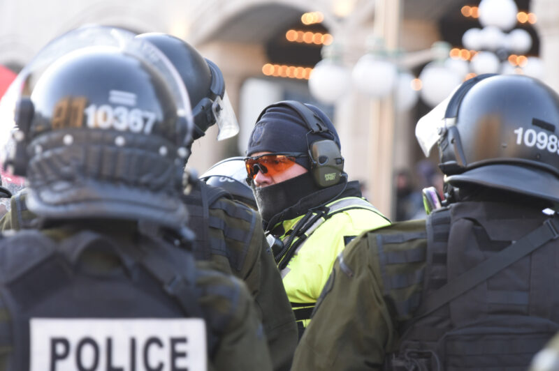 Police clear Ottawa of protesters, vehicles during tumultuous weekend article image