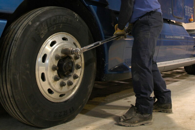 Tires, transmissions lead maintenance price increases in Q2 article image