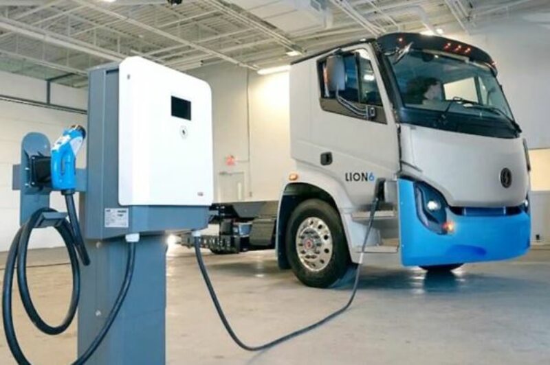Lion Electric lands largest order with Pride Group article image