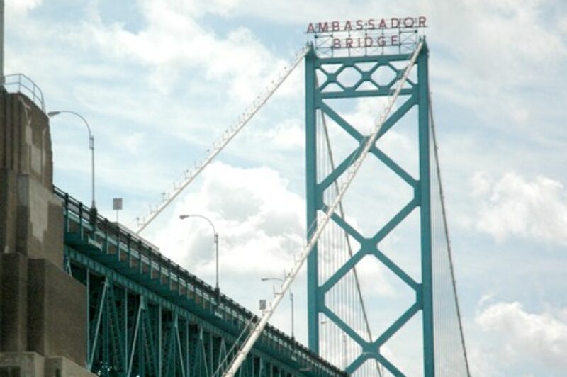 Updated: Ambassador Bridge reopens after ‘possible explosives’ found article image