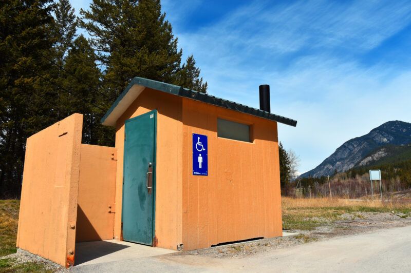 Alberta providing better roadside washroom facilities article image