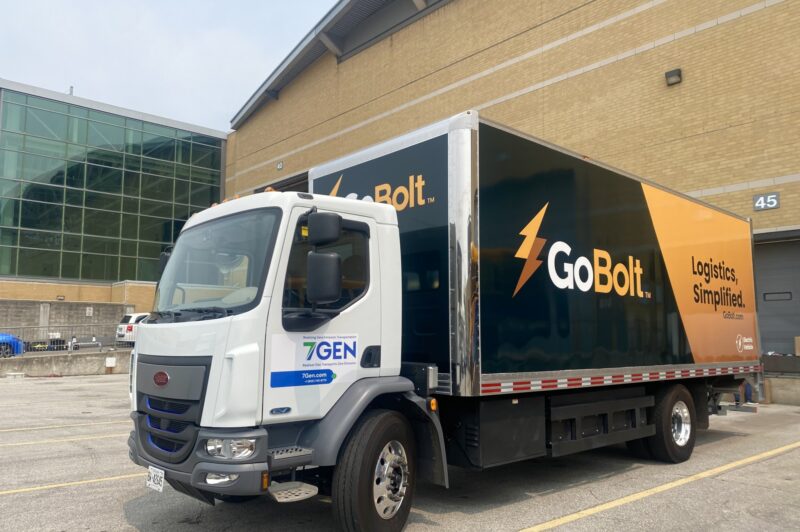 Peterbilt 220EV