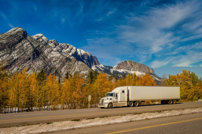 Alberta’s truck driver employment stays stable as province sees losses across the broader sector in 2025 article image