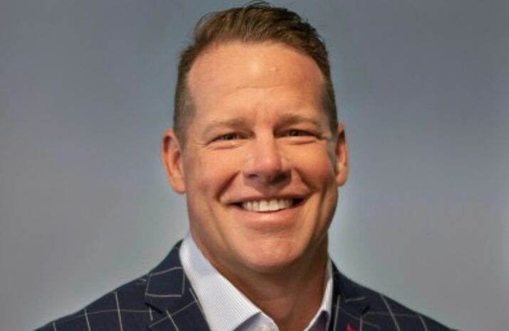 Derek Quys's headshot