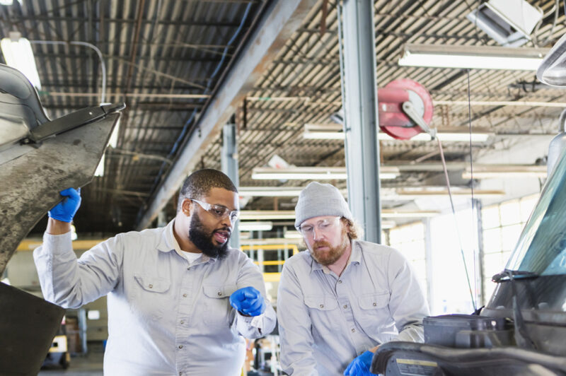 Recruiting, training and retaining heavy-duty technicians (webinar replay) article image