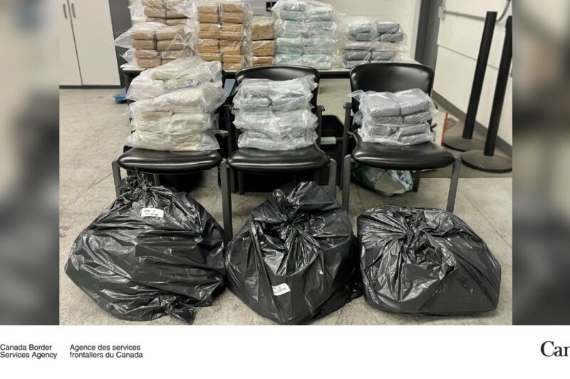 Border enforcement teams discover 189 kg of cocaine in commercial vehicle article image
