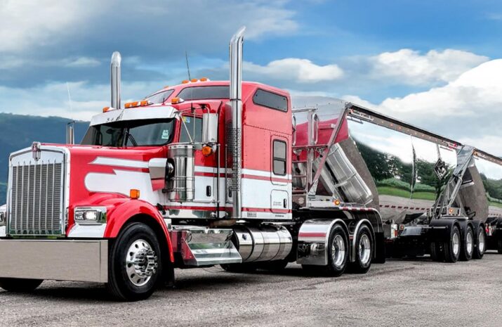 Diamondback trailer to inject efficiency into grain hauling operations article image