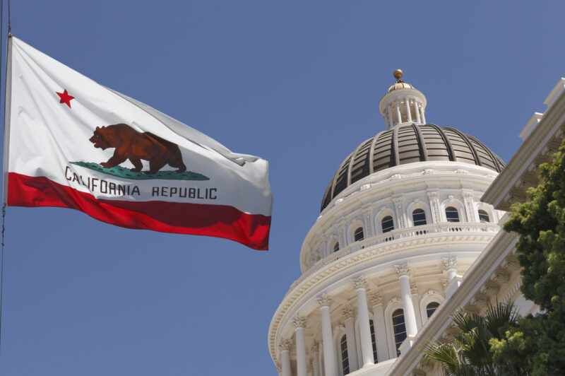 Calif. suit says FMCSA can’t withhold funds over ‘new’ English policy article image