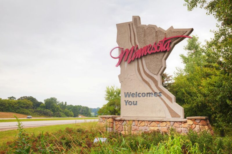 US DOT says one-third of Minnesota-issued non-domiciled CDLs illegal article image