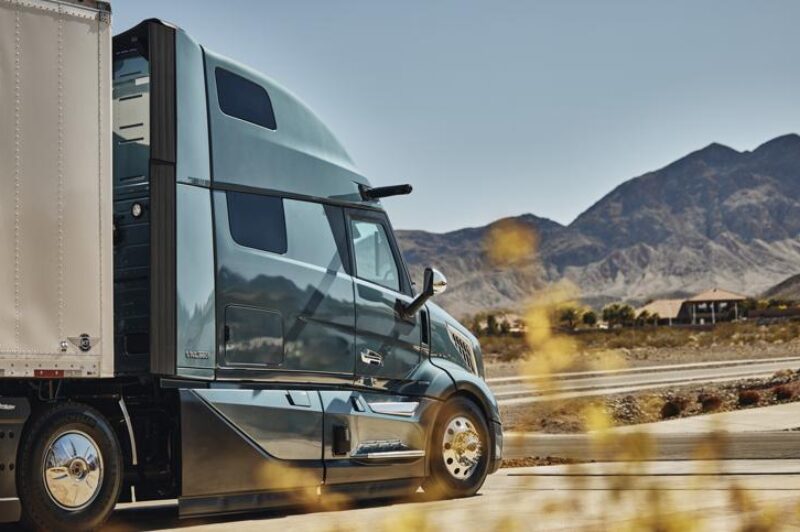 Fleet Advantage: Procurement paralysis, aging fleets reshape buying strategies article image
